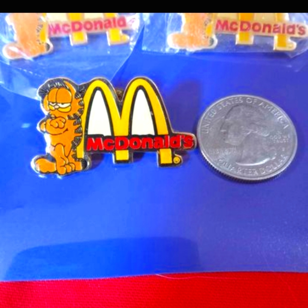 1978 Garfield McDonald's Pin/lapel/flare